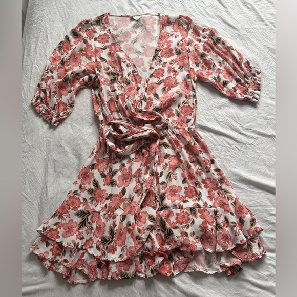 Kivari Pink Flutter Sleeve Mini Dress - Picture 4 of 4